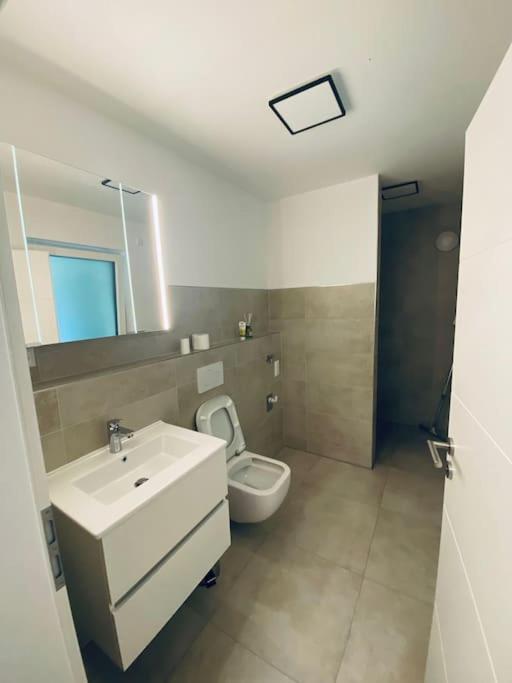Doreyhome P5 - Zentrale Apartment Fuer 5 Pers Nahe Der Altstadt - Parkplatz - Wlan Пассау Экстерьер фото